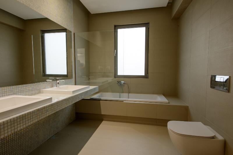 Thea Sunrise Villa *